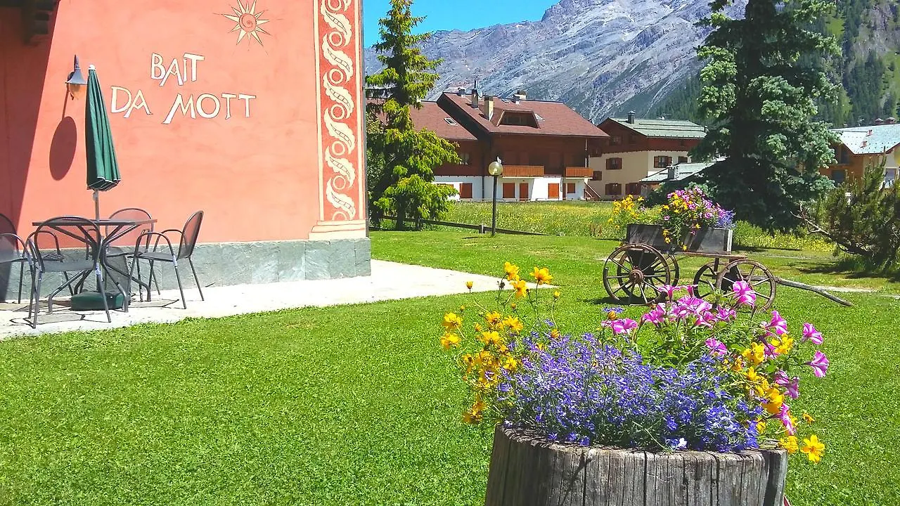 Residence Bait Da Mott Livigno Aparthotel